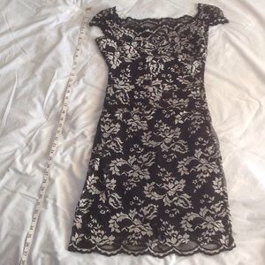 Olvi's Trend Lace Dress